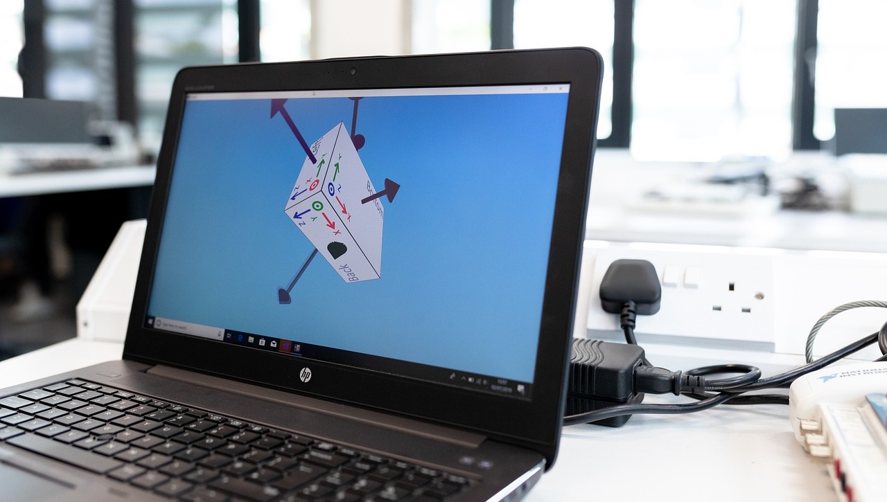 モノクロ（白黒）画面にする方法とカラーに戻す方法【Windows11】