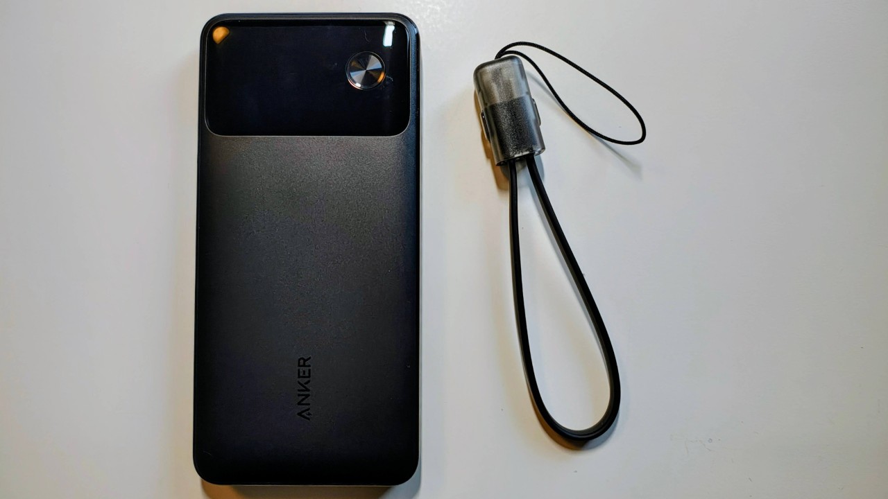 Anker A1388の内容物